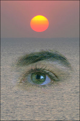 Ojo humano en el paisaje del mar